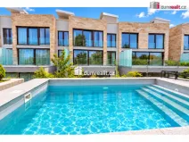 Prodej rodinného domu, Praha - Libuš, V Hrobech, 280 m2
