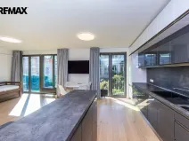 Pronájem bytu 2+kk, Praha - Vršovice, Altajská, 66 m2