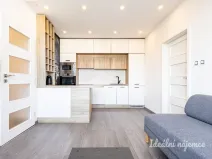 Pronájem bytu 2+kk, Praha - Libeň, Zenklova, 49 m2