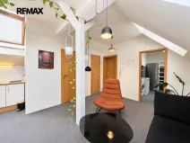 Pronájem bytu 2+kk, Praha - Vinohrady, Hradešínská, 65 m2