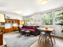 Prodej bytu 4+1, Praha - Kobylisy, Šimůnkova, 77 m2