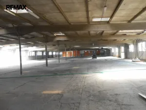 Pronájem výrobních prostor, Měnín, 1030 m2