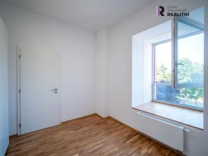 Prodej bytu 2+kk, Zlín, Lorencova, 49 m2