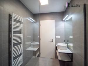 Prodej bytu 2+kk, Zlín, Lorencova, 49 m2