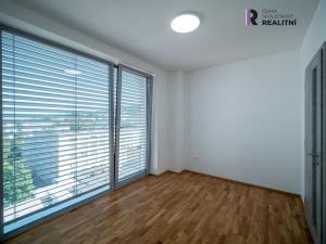 Prodej bytu 3+kk, Zlín, Lorencova, 104 m2