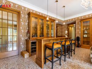 Prodej bytu 6+kk a větší, Karlovy Vary, U Imperiálu, 251 m2