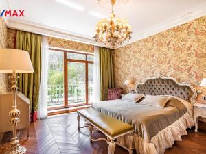 Prodej bytu 6+kk a větší, Karlovy Vary, U Imperiálu, 251 m2