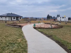 Prodej pozemku pro bydlení, Chlumec nad Cidlinou - Kladruby, 1216 m2