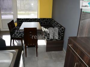 Prodej komerční nemovitosti, Karlovy Vary - Dvory, Chebská, 34 m2