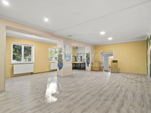 Prodej ubytování, Praha, Na průhonu, 924 m2
