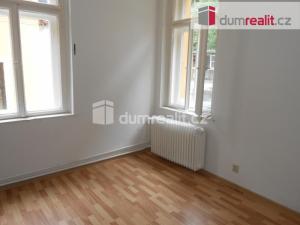 Prodej bytu 2+1, Mariánské Lázně, Třebízského, 60 m2