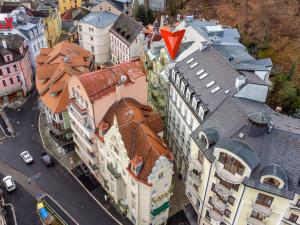 Prodej bytu 3+kk, Karlovy Vary, Zámecký vrch, 77 m2