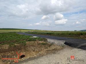 Prodej pozemku pro komerční výstavbu, Uherský Brod, Škrlovec, 21900 m2