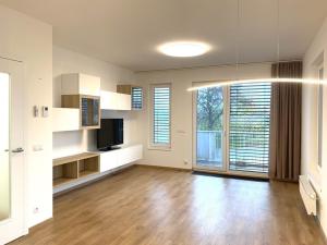 Pronájem bytu 3+kk, Praha - Lipence, Černošická, 90 m2