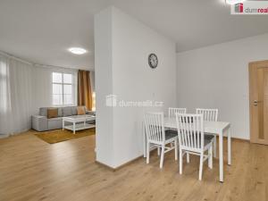 Prodej bytu 3+kk, Karlovy Vary, nábřeží Jana Palacha, 103 m2