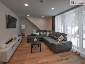 Prodej bytu 2+kk, Vrchlabí - Hořejší Vrchlabí, Za řekou, 64 m2