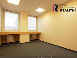 Pronájem kanceláře, Zlín, Kvítková, 29 m2