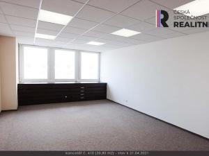 Pronájem kanceláře, Zlín, Kvítková, 29 m2