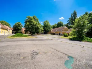 Prodej zemědělského objektu, Králova Lhota - Laziště, 2300 m2