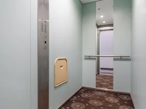 Prodej bytu 3+1, Karlovy Vary, Mariánskolázeňská, 119 m2