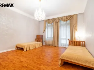 Prodej bytu 3+1, Karlovy Vary, Mariánskolázeňská, 119 m2