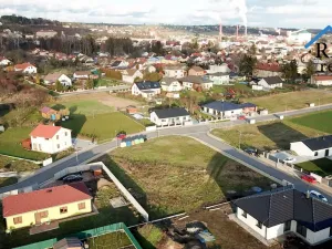 Prodej pozemku pro bydlení, Dobrovice, U Vrbiček, 1189 m2