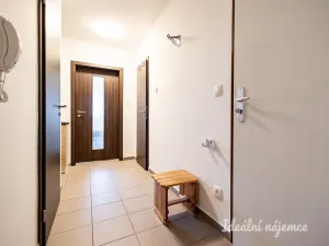 Pronájem bytu 2+kk, Nupaky, U Valu, 50 m2