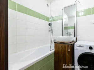 Pronájem bytu 2+kk, Nupaky, U Valu, 50 m2