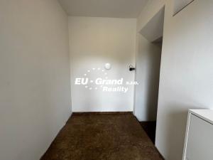 Pronájem bytu 1+kk, Lipová, 27 m2