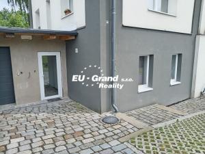 Pronájem bytu 1+kk, Lipová, 27 m2