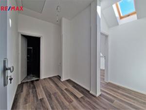 Pronájem bytu 2+kk, Lochovice, 41 m2