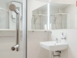 Pronájem bytu 1+kk, Olomouc - Hodolany, Nezvalova, 21 m2