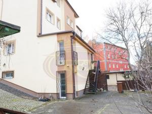 Prodej komerční nemovitosti, Karlovy Vary - Stará Role, Dlouhá, 380 m2