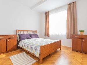 Pronájem bytu 2+kk, Praha - Vinohrady, Pod Zvonařkou, 42 m2