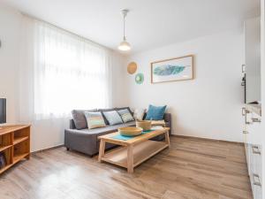 Pronájem bytu 2+kk, Praha - Vinohrady, Pod Zvonařkou, 42 m2