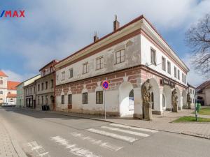 Prodej činžovního domu, Dašice, náměstí T. G. Masaryka, 450 m2