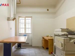 Prodej činžovního domu, Dašice, náměstí T. G. Masaryka, 450 m2