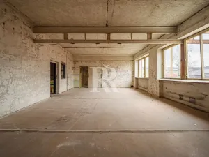 Prodej komerční nemovitosti, Nový Bor, B. Egermanna, 1777 m2