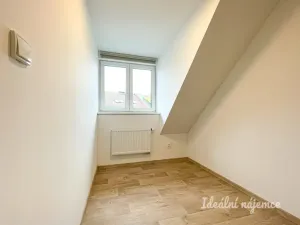 Pronájem bytu 3+kk, Brno, Šimáčkova, 36 m2