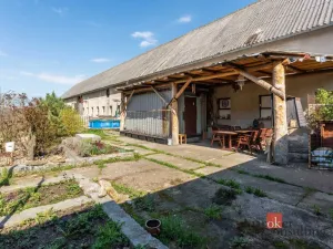 Prodej zemědělského objektu, Kněžice, 1850 m2