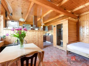 Prodej zemědělského objektu, Kněžice, 1850 m2