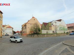 Prodej činžovního domu, Žatec, Nerudovo náměstí, 600 m2