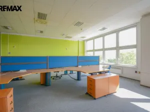 Pronájem kanceláře, Pardubice - Zelené Předměstí, Masarykovo náměstí, 321 m2