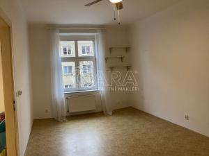 Pronájem bytu 2+kk, Praha - Vysočany, Nemocniční, 45 m2