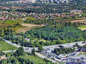 Prodej pozemku pro komerční výstavbu, Praha - Kunratice, 4017 m2