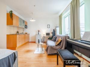 Pronájem bytu 1+kk, Praha - Záběhlice, Mattioliho, 33 m2