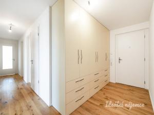 Pronájem bytu 3+kk, Praha - Strašnice, Počernická, 97 m2