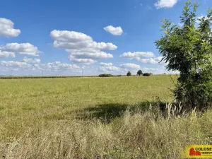 Prodej pozemku pro komerční výstavbu, Znojmo, 22332 m2