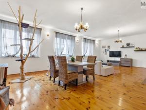 Prodej vícegeneračního domu, Lom, Havlíčkovo náměstí, 626 m2