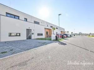 Pronájem bytu 4+kk, Olomouc - Hodolany, Mačákova, 118 m2